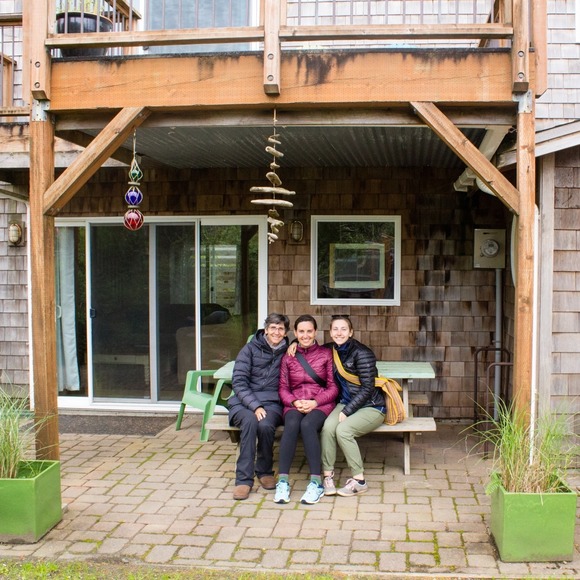 Meet your Posher, Sarah - Picture 1 of 1